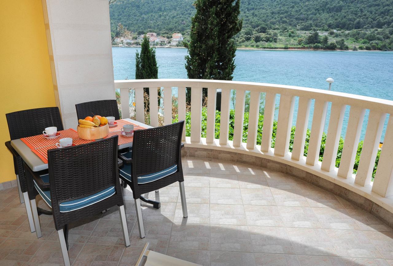 Grebaštica Vila More מראה חיצוני תמונה